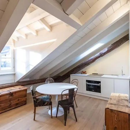 Croix 1541 - Cir 0198 奥斯塔